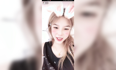 最新《瘋狂抖音》外篇之『三亞美女2』極品三亞外圍美女大秀身材 作死大尺度 摳B揉乳擠奶 (138)