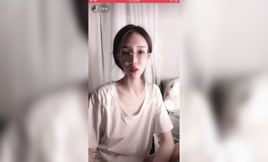 最新《瘋狂抖音》外篇之《抖音擦邊4》顏值主播各顯神通 閃現走光 刷邊瘋狂作死 扣逼漏奶 (157)