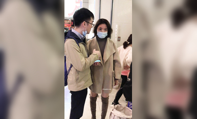 稀缺學姐專場 專業抄底靚麗制服學姐珍藏版 貼著美女屁股抄 有燈光加持畫質特好 超清4K原版 (31)