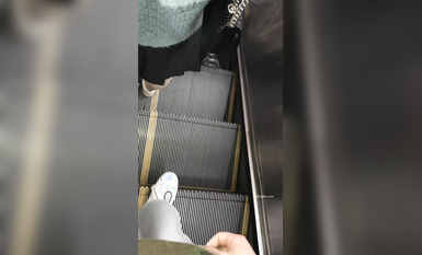 稀缺學姐專場 專業抄底靚麗制服學姐珍藏版 貼著美女屁股抄 有燈光加持畫質特好 超清4K原版 (16)