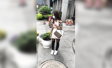 稀缺學姐專場 專業抄底靚麗制服學姐珍藏版 貼著美女屁股抄 有燈光加持畫質特好 超清4K原版9034 (1)