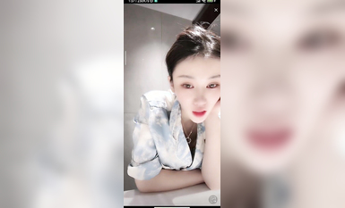 最新《瘋狂抖音》外篇之《抖音擦邊4》顏值主播各顯神通 閃現走光 刷邊瘋狂作死 扣逼漏奶 (167)