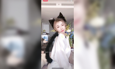 最新《瘋狂抖音》外篇之《抖音擦邊4》顏值主播各顯神通 閃現走光 刷邊瘋狂作死 扣逼漏奶 (159)