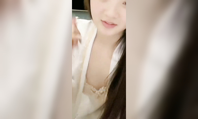 最新《瘋狂抖音》外篇之《抖音擦邊4》顏值主播各顯神通 閃現走光 刷邊瘋狂作死 扣逼漏奶 (239)