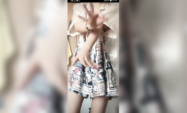 最新《瘋狂抖音》外篇之《抖音擦邊4》顏值主播各顯神通 閃現走光 刷邊瘋狂作死 扣逼漏奶 (294)