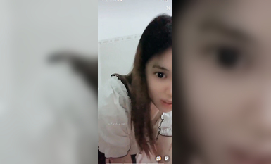 最新《瘋狂抖音》外篇之《抖音擦邊4》顏值主播各顯神通 閃現走光 刷邊瘋狂作死 扣逼漏奶 (54)