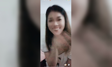 最新《瘋狂抖音》外篇之《抖音擦邊4》顏值主播各顯神通 閃現走光 刷邊瘋狂作死 扣逼漏奶 (54)