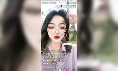 最新《瘋狂抖音》外篇之《抖音擦邊4》顏值主播各顯神通 閃現走光 刷邊瘋狂作死 扣逼漏奶 (25)