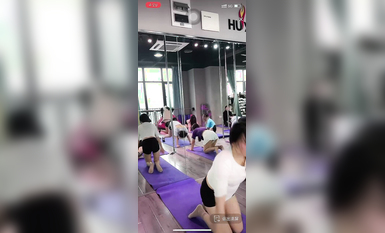 最新《瘋狂抖音》外篇之『三亞美女2』極品三亞外圍美女大秀身材 作死大尺度 摳B揉乳擠奶 (76)