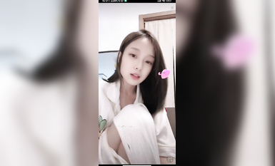 最新《瘋狂抖音》外篇之《抖音擦邊4》顏值主播各顯神通 閃現走光 刷邊瘋狂作死 扣逼漏奶 (118)