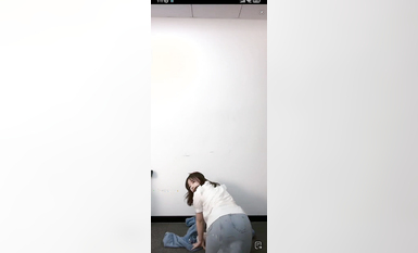 最新《瘋狂抖音》外篇之《抖音擦邊4》顏值主播各顯神通 閃現走光 刷邊瘋狂作死 扣逼漏奶 (140)