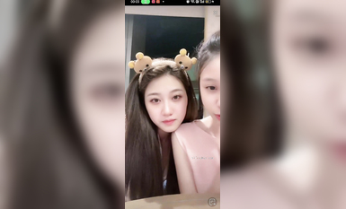 最新《瘋狂抖音》外篇之《抖音擦邊4》顏值主播各顯神通 閃現走光 刷邊瘋狂作死 扣逼漏奶 (14)