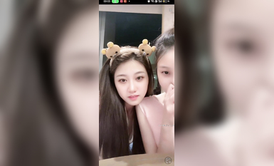 最新《瘋狂抖音》外篇之《抖音擦邊4》顏值主播各顯神通 閃現走光 刷邊瘋狂作死 扣逼漏奶 (14)