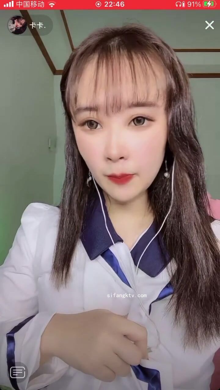 最新《瘋狂抖音》外篇之《抖音擦邊4》顏值主播各顯神通 閃現走光 刷邊瘋狂作死 扣逼漏奶 (260)