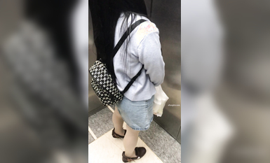 稀缺學姐專場 專業抄底靚麗制服學姐珍藏版 貼著美女屁股抄 有燈光加持畫質特好 超清4K原版 (34)