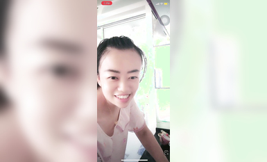 最新《瘋狂抖音》外篇之《抖音擦邊4》顏值主播各顯神通 閃現走光 刷邊瘋狂作死 扣逼漏奶 (64)