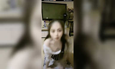 最新《瘋狂抖音》外篇之《抖音擦邊4》顏值主播各顯神通 閃現走光 刷邊瘋狂作死 扣逼漏奶 (92)