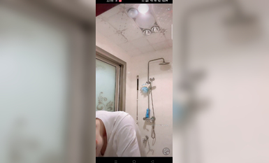 最新《瘋狂抖音》外篇之《抖音擦邊4》顏值主播各顯神通 閃現走光 刷邊瘋狂作死 扣逼漏奶 (58)