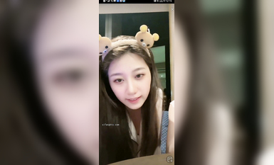 最新《瘋狂抖音》外篇之《抖音擦邊4》顏值主播各顯神通 閃現走光 刷邊瘋狂作死 扣逼漏奶 (7)