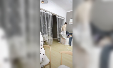 最新《瘋狂抖音》外篇之《抖音擦邊4》顏值主播各顯神通 閃現走光 刷邊瘋狂作死 扣逼漏奶 (112)