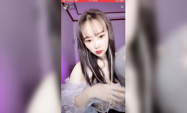 最新《瘋狂抖音》外篇之《抖音擦邊4》顏值主播各顯神通 閃現走光 刷邊瘋狂作死 扣逼漏奶 (261)