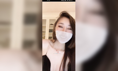 最新《瘋狂抖音》外篇之《抖音擦邊4》顏值主播各顯神通 閃現走光 刷邊瘋狂作死 扣逼漏奶 (138)