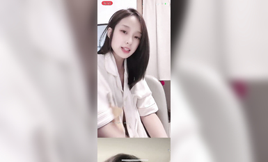 最新《瘋狂抖音》外篇之《抖音擦邊4》顏值主播各顯神通 閃現走光 刷邊瘋狂作死 扣逼漏奶 (119)