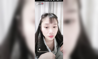 最新《瘋狂抖音》外篇之『三亞美女2』極品三亞外圍美女大秀身材 作死大尺度 摳B揉乳擠奶 (130)