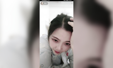 最新《瘋狂抖音》外篇之『三亞美女2』極品三亞外圍美女大秀身材 作死大尺度 摳B揉乳擠奶 (190)