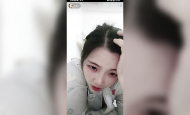 最新《瘋狂抖音》外篇之『三亞美女2』極品三亞外圍美女大秀身材 作死大尺度 摳B揉乳擠奶 (190)