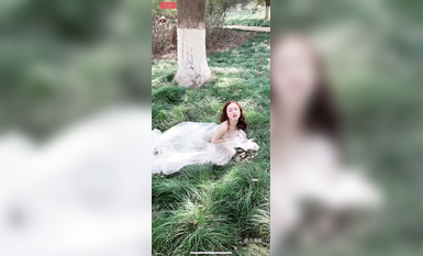 最新《瘋狂抖音》外篇之『三亞美女2』極品三亞外圍美女大秀身材 作死大尺度 摳B揉乳擠奶 (13)