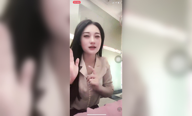 最新《瘋狂抖音》外篇之《抖音擦邊4》顏值主播各顯神通 閃現走光 刷邊瘋狂作死 扣逼漏奶 (99)