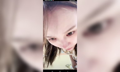 最新《瘋狂抖音》外篇之《抖音擦邊4》顏值主播各顯神通 閃現走光 刷邊瘋狂作死 扣逼漏奶 (266)