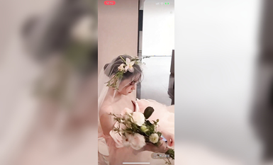 最新《瘋狂抖音》外篇之『三亞美女2』極品三亞外圍美女大秀身材 作死大尺度 摳B揉乳擠奶 (106)