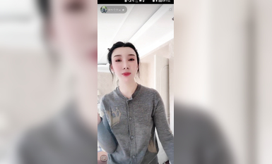 最新《瘋狂抖音》外篇之『三亞美女2』極品三亞外圍美女大秀身材 作死大尺度 摳B揉乳擠奶 (200)