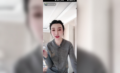 最新《瘋狂抖音》外篇之『三亞美女2』極品三亞外圍美女大秀身材 作死大尺度 摳B揉乳擠奶 (200)