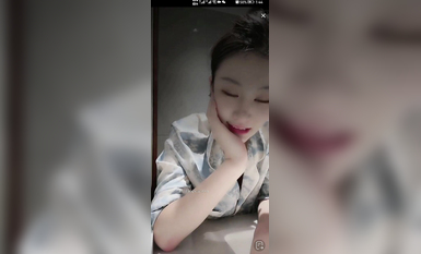 最新《瘋狂抖音》外篇之《抖音擦邊4》顏值主播各顯神通 閃現走光 刷邊瘋狂作死 扣逼漏奶 (175)