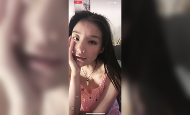 最新《瘋狂抖音》外篇之《抖音擦邊4》顏值主播各顯神通 閃現走光 刷邊瘋狂作死 扣逼漏奶 (21)