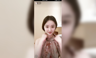 最新《瘋狂抖音》外篇之『三亞美女2』極品三亞外圍美女大秀身材 作死大尺度 摳B揉乳擠奶 (154)