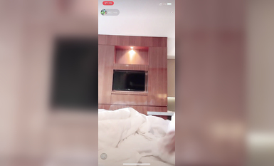 最新《瘋狂抖音》外篇之『三亞美女2』極品三亞外圍美女大秀身材 作死大尺度 摳B揉乳擠奶 (96)