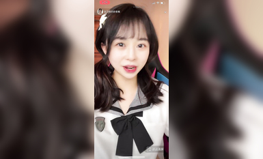 最新《瘋狂抖音》外篇之『三亞美女2』極品三亞外圍美女大秀身材 作死大尺度 摳B揉乳擠奶 (74)