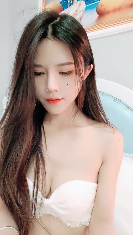 超美女神！美爆了~【小十七嗯】純粉播 罕見全裸~ (1)