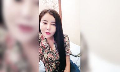 【美乳御姐】【小北鼻貝貝】小合集，白虎御姐的道具大秀~ (1)