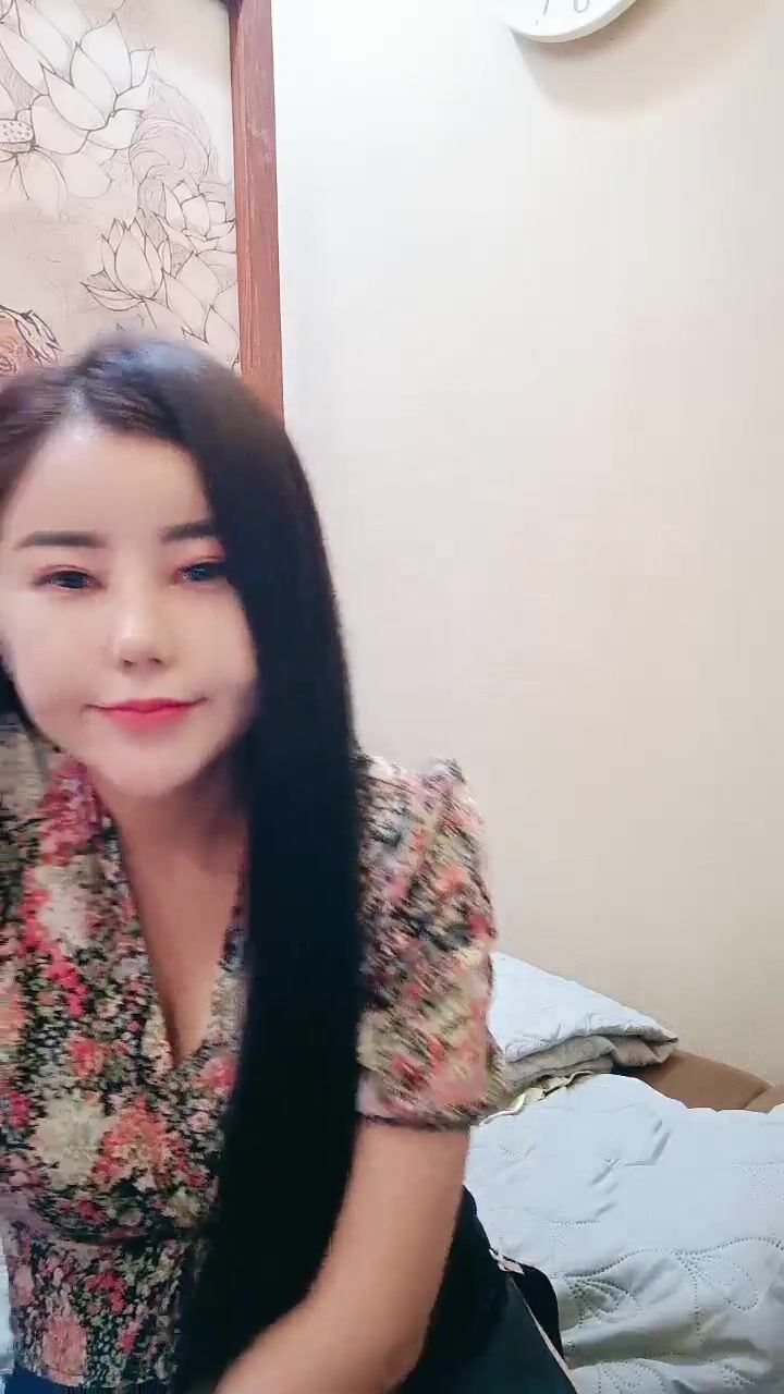 【美乳御姐】【小北鼻貝貝】小合集，白虎御姐的道具大秀~ (5)