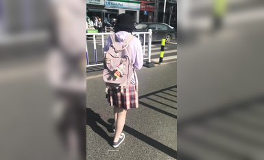 稀缺學妹專場 專業抄底靚麗學生妹JK制服 掀裙開閃光燈強抄 看的心驚肉跳太刺激 超清4K原版 (46)