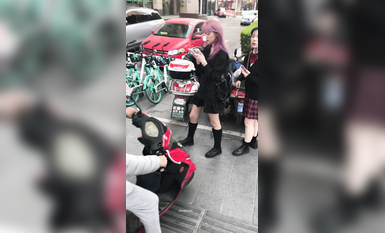 稀缺學妹專場 專業抄底靚麗學生妹JK制服 掀裙開閃光燈強抄 看的心驚肉跳太刺激 超清4K原版 (22)