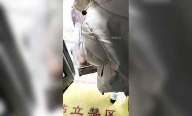 稀缺學妹專場 專業抄底靚麗學生妹JK制服 掀裙開閃光燈強抄 看的心驚肉跳太刺激 超清4K原版 (56)