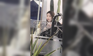 稀缺學妹專場 專業抄底靚麗學生妹JK制服 掀裙開閃光燈強抄 看的心驚肉跳太刺激 超清4K原版 (64)