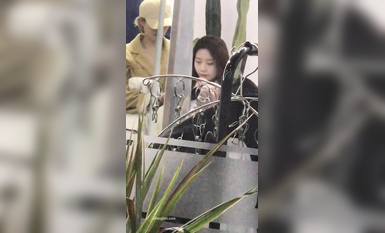 稀缺學妹專場 專業抄底靚麗學生妹JK制服 掀裙開閃光燈強抄 看的心驚肉跳太刺激 超清4K原版 (64)