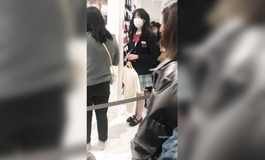 稀缺學妹專場 專業抄底靚麗學生妹JK制服 掀裙開閃光燈強抄 看的心驚肉跳太刺激 超清4K原版 (7)